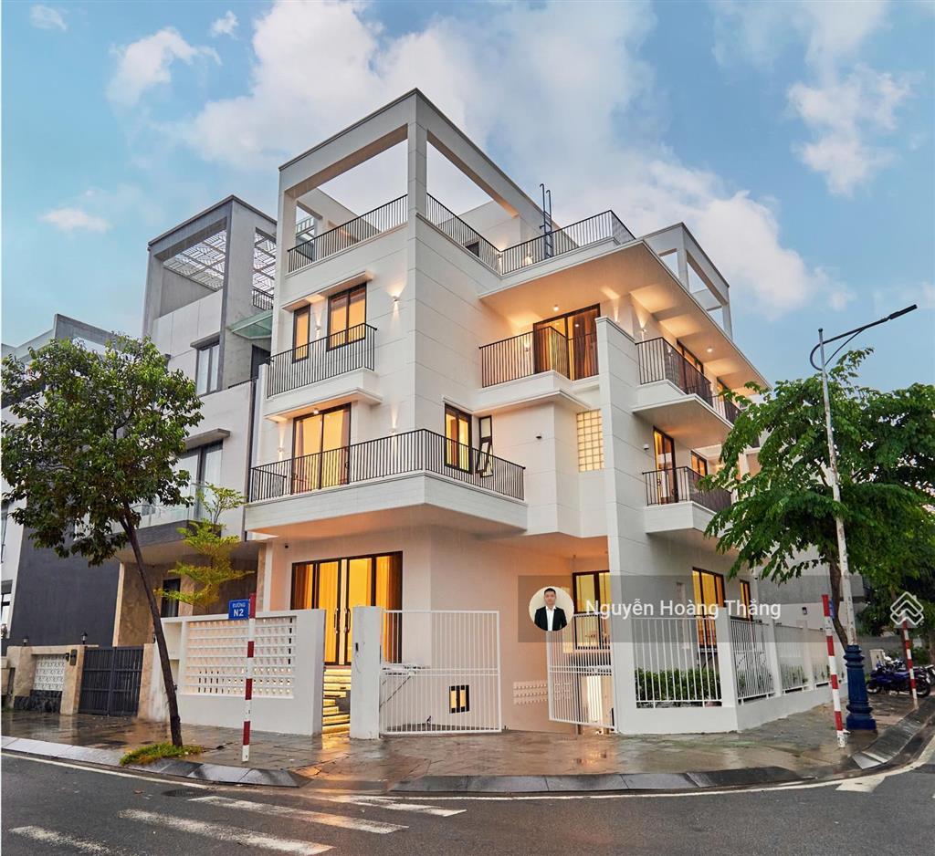 Bán căn góc 2 mt 11x20m đn  đb, giá 90tỷ, thạnh mỹ lợi, đảo kim cương q2