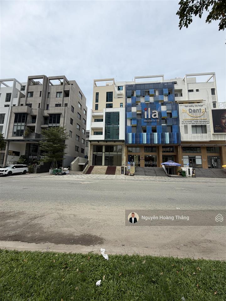 Cho thuê tòa nhà văn phòng nguyễn văn kỉnh  tạ hiện, dtsd 1000m2, giá 135tr/th, đảo kim cương, q2