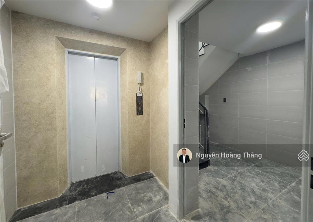 Cho thuê tòa nhà văn phòng nguyễn văn kỉnh  tạ hiện, dtsd 1000m2, giá 135tr/th, đảo kim cương, q2