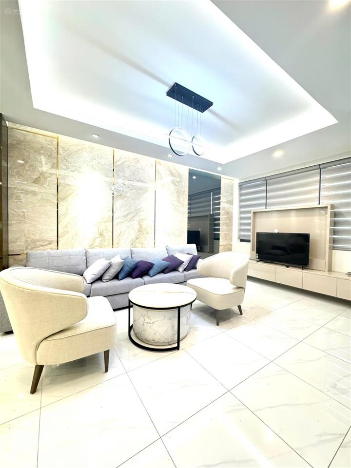 Cho thuê biệt thự 90tr/th 4pn, full nt luxury mới 100%, q.2  800m2 sàn, vào ở ngay  0936 890 ***