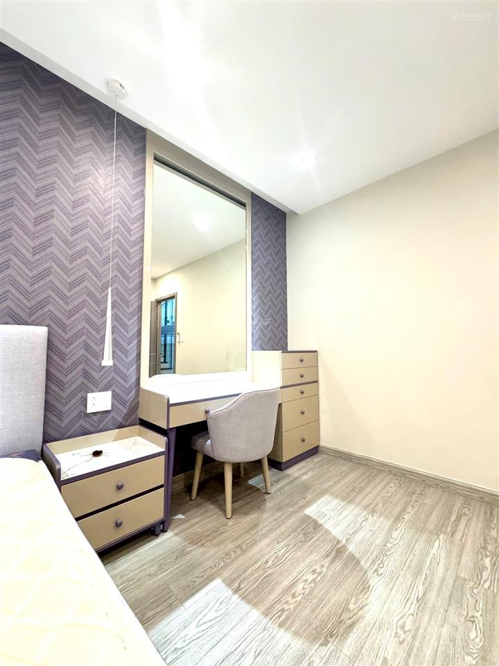 Cho thuê biệt thự 90tr/th 4pn, full nt luxury mới 100%, q.2  800m2 sàn, vào ở ngay  0936 890 ***