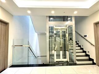 Cho thuê biệt thự 90tr/th 4pn, full nt luxury mới 100%, q.2  800m2 sàn, vào ở ngay  0936 890 ***