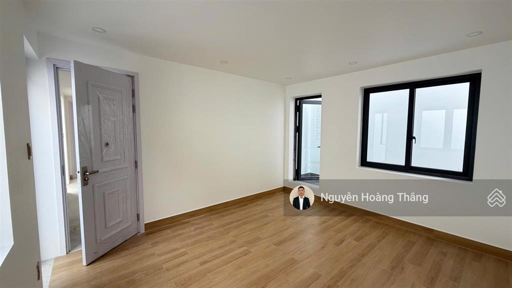 Cho thuê bt 60tr/th 5pn full nội thất luxury  mới 100%, q. 2  500m2 sàn, vào ở ngay  0936 890 ***
