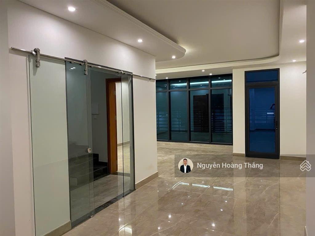 Cho thuê vp hầm 7 tầng 700m2 sàn, thạnh mỹ lợi, đảo kim cương, vị trí đẹp dễ nhận diện thương hiệu