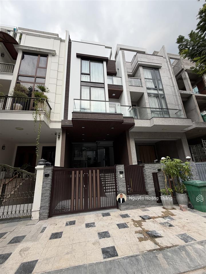 Cho thuê văn phòng kết hợp ở, hầm 4 tầng, 4pn, mới 100%, giá 55tr thạnh mỹ lợi, q.2  0936 890 ***