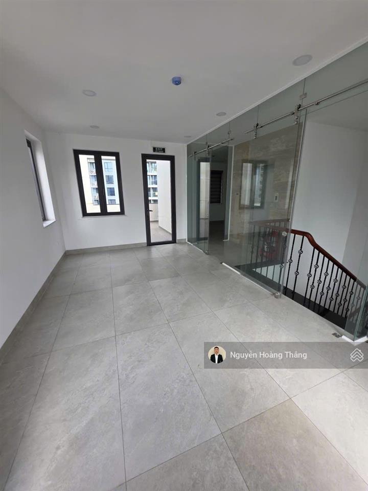 Cho thuê tòa vp 6 tầng 1000m2 sàn giá 135tr, bát nàn, tạ hiện, đảo kim cương tml, q2,  0936 890 ***