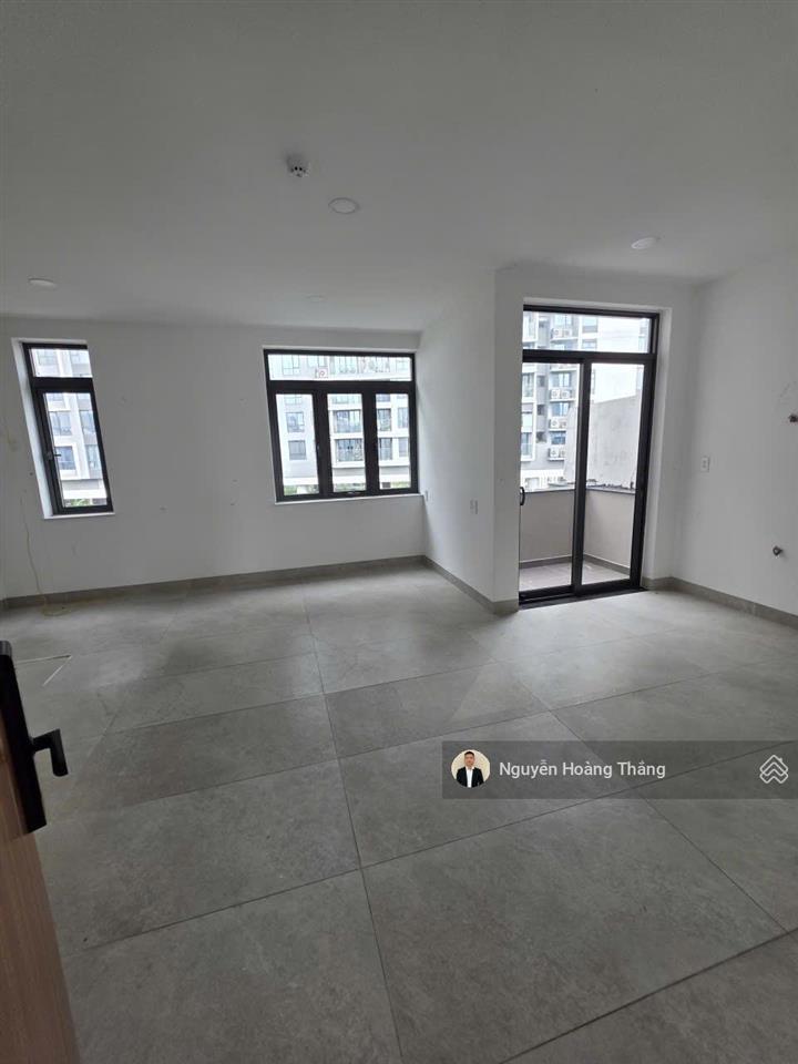 Cho thuê tòa vp 6 tầng 1000m2 sàn giá 135tr, bát nàn, tạ hiện, đảo kim cương tml, q2,  0936 890 ***