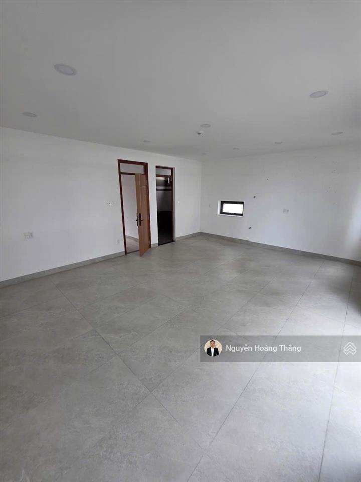 Cho thuê tòa vp 6 tầng 1000m2 sàn giá 135tr, bát nàn, tạ hiện, đảo kim cương tml, q2,  0936 890 ***