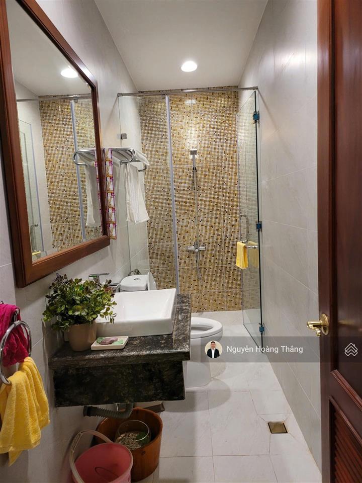 Bán gấp np 7x18m giá rẻ 39,5 tỷ đông nam, sẵn nhà ở ngay, mystery đảo kim cương q2  0936 890 ***