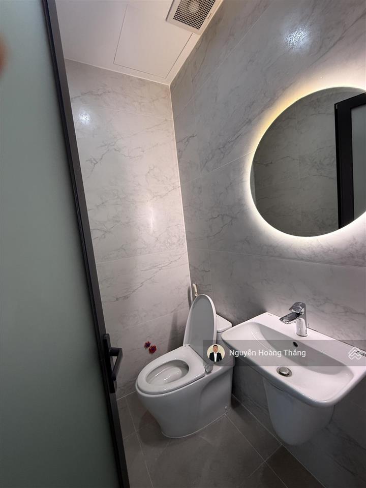 Bán gấp căn np dt 5x20m (26 tỷ), 1 hầm 4 tầng, mystery, nội thất cc, đảo kim cương q2  0936 890 ***