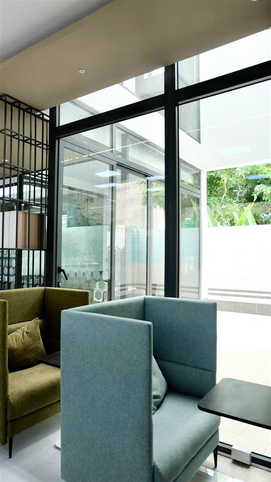 Cho thuê tòa nhà vp full nội thất cao cấp, 1 hầm 4 tầng, dtsd 600m2, giá 100tr, q2, dọn vào ngay