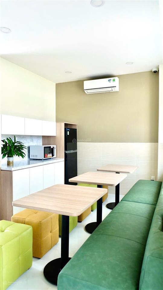 Cho thuê tòa nhà vp full nội thất cao cấp, 1 hầm 4 tầng, dtsd 600m2, giá 100tr, q2, dọn vào ngay