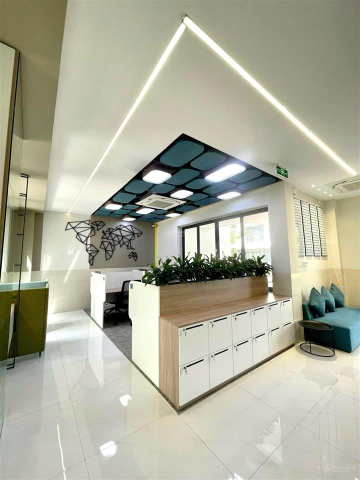 Cho thuê tòa nhà vp full nội thất cao cấp, 1 hầm 4 tầng, dtsd 600m2, giá 100tr, q2, dọn vào ngay