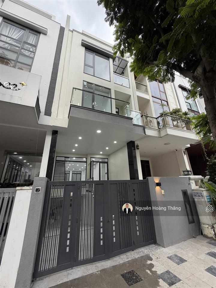 Cho thuê vp mới xây 100%, 1 hầm 4 tầng, dtsd 350m2 khu thạnh mỹ lợi q.2, thiết bị đầy đủ