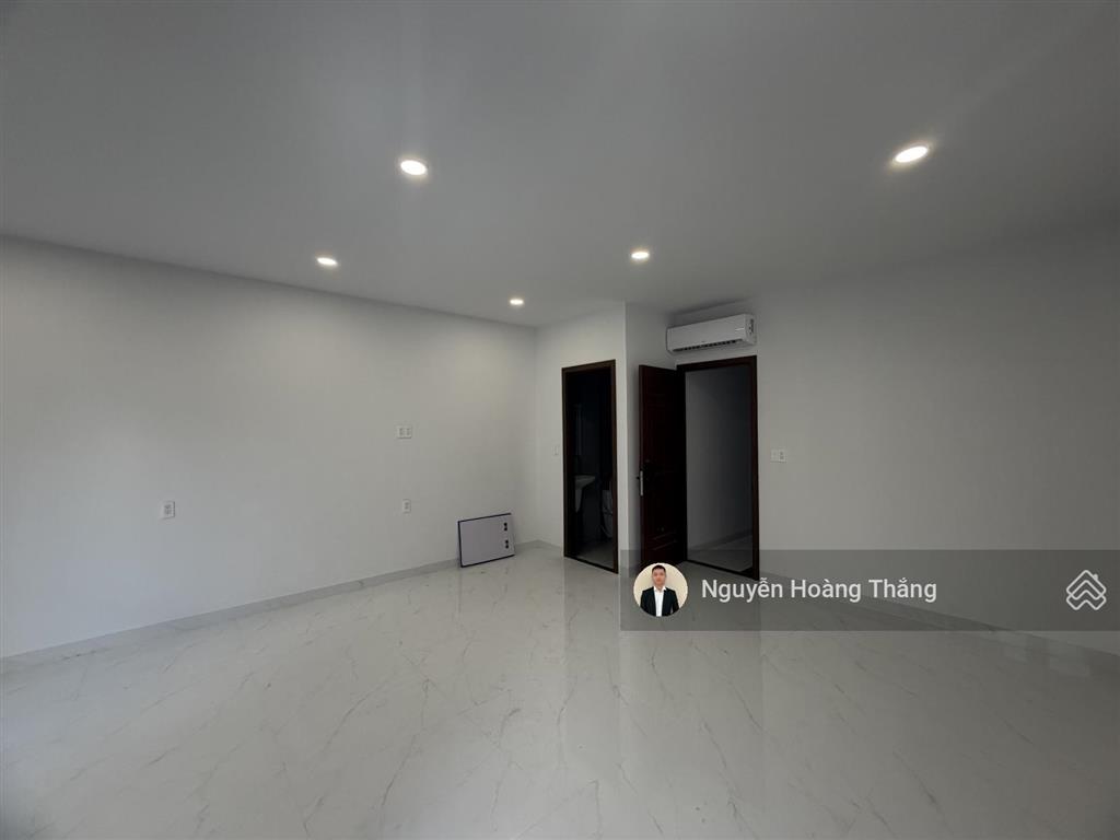 Cho thuê vp mới xây 100%, 1 hầm 4 tầng, dtsd 350m2 khu thạnh mỹ lợi q.2, thiết bị đầy đủ