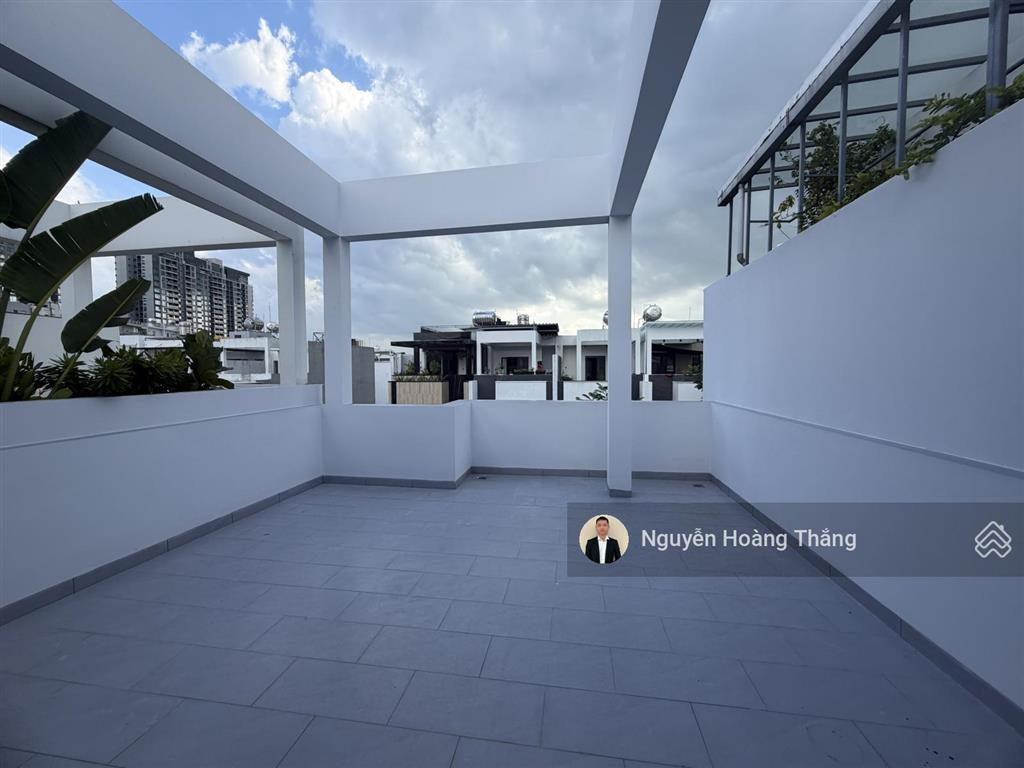 Cho thuê vp mới xây 100%, 1 hầm 4 tầng, dtsd 350m2 khu thạnh mỹ lợi q.2, thiết bị đầy đủ