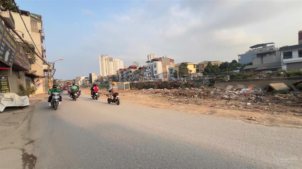 Bán nhà mặt phố tại ngô quyền, giá chỉ 79,5 tỷ dt 290m2, hàng hiếm chính chủ