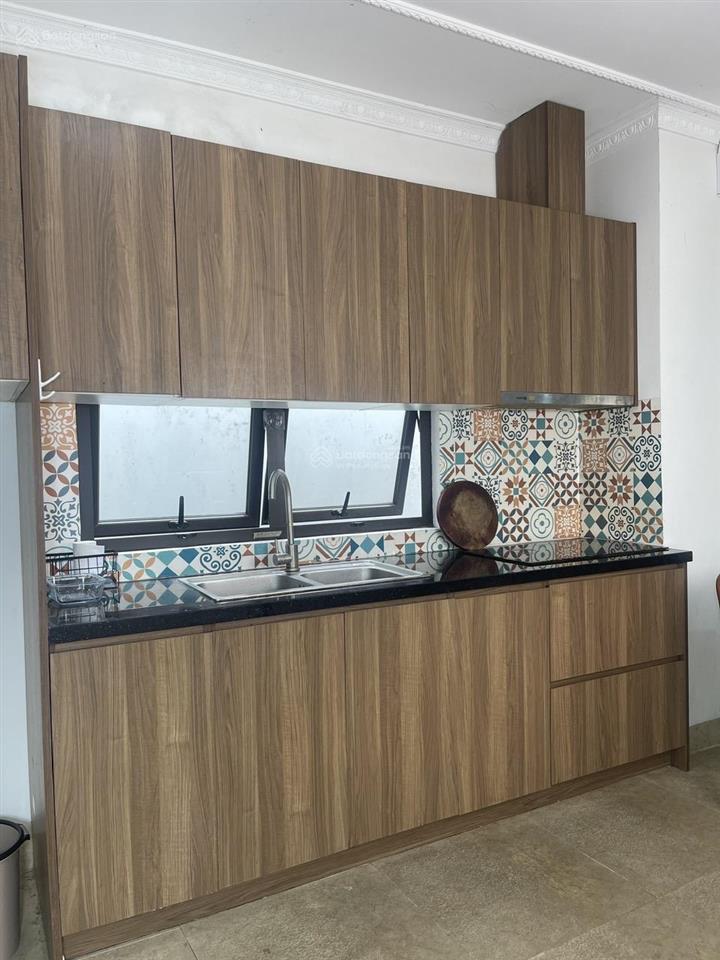 Bán nhà 9 tầng phân lô hoàng cầu nguyễn phúc lai 80m2 giá 35 tỷ.