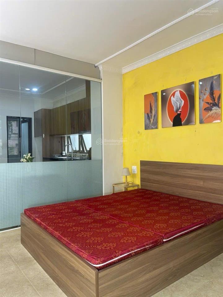 Bán nhà 9 tầng phân lô hoàng cầu nguyễn phúc lai 80m2 giá 35 tỷ.