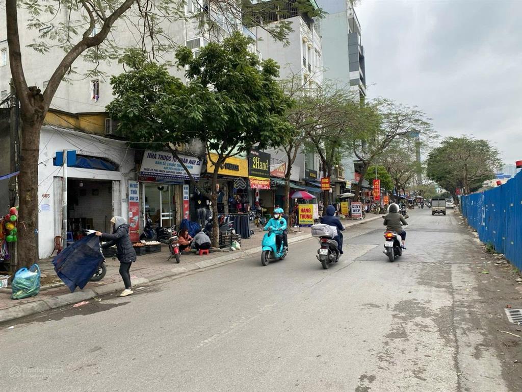 Bán nhà mặt phố thượng đình, giá thỏa thuận, 135m2, 2 tầng, mặt tiền 7.6m, đường rộng 20m