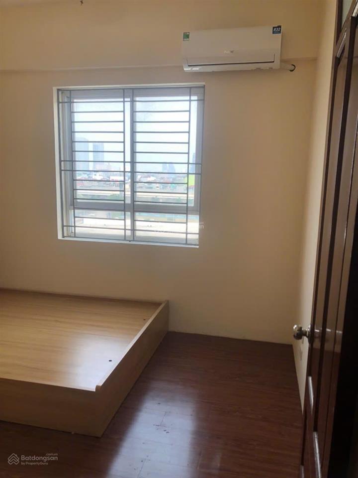 Nhà anh trai chuyển nhà nên muốn bán chcc tại tp giao lưu