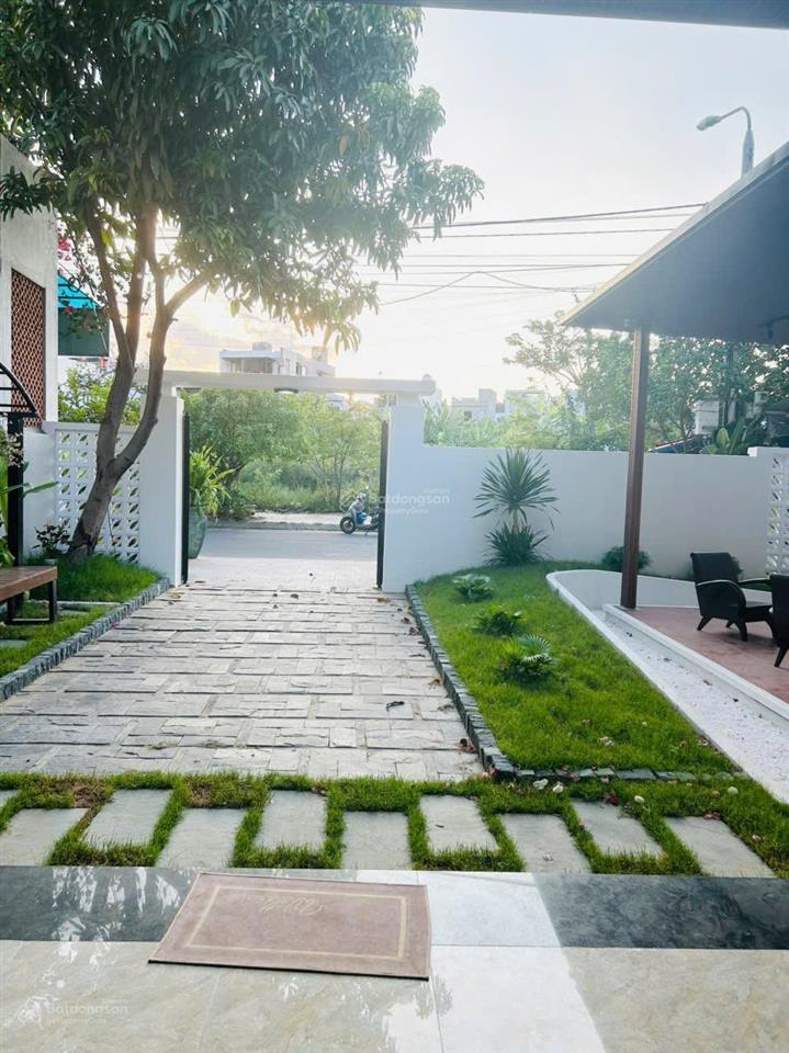 Căn nhà vườn hai lô liền kề hoà xuân đà nẵng!!