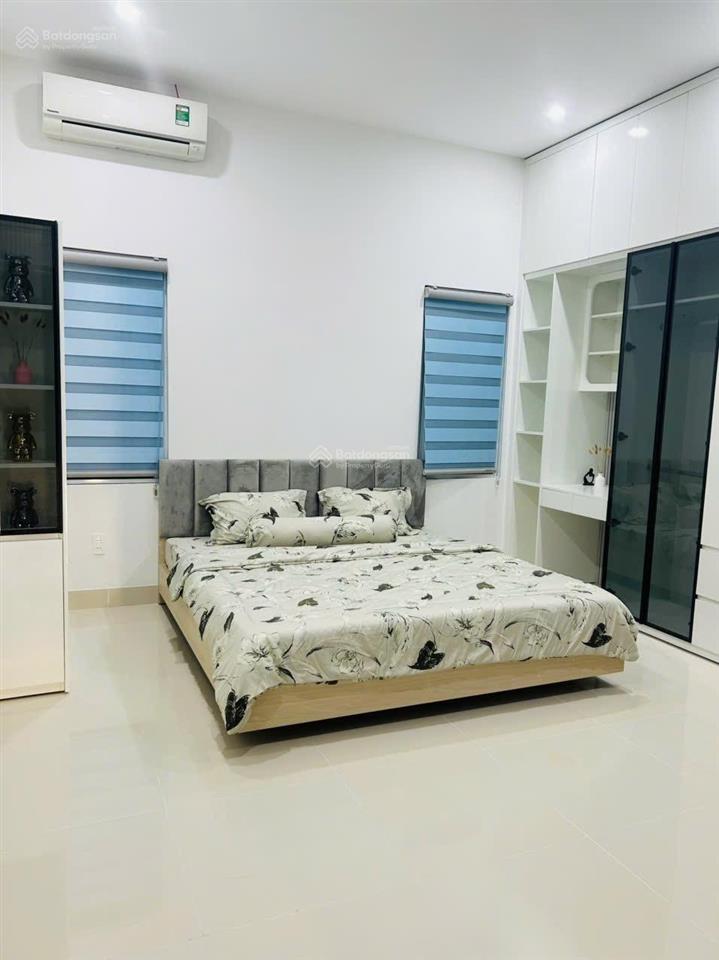 Căn nhà vườn hai lô liền kề hoà xuân đà nẵng!!