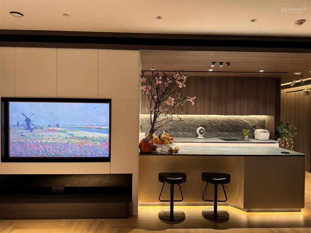 Cần bán gấp chung cư 2 phòng ngủ giá 2,6 tỷ dự án vinhomes ocean park 2.  0976 861 ***