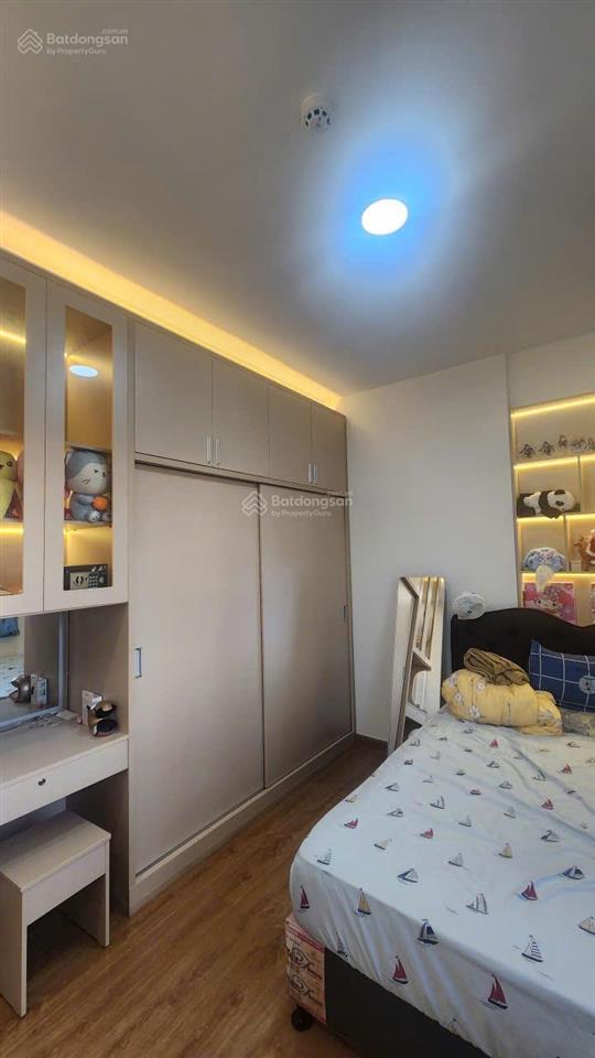 Chuyển công việc, cần bán lại căn góc 2pn 2wc 80m2 moonlight boulevard nhà mới