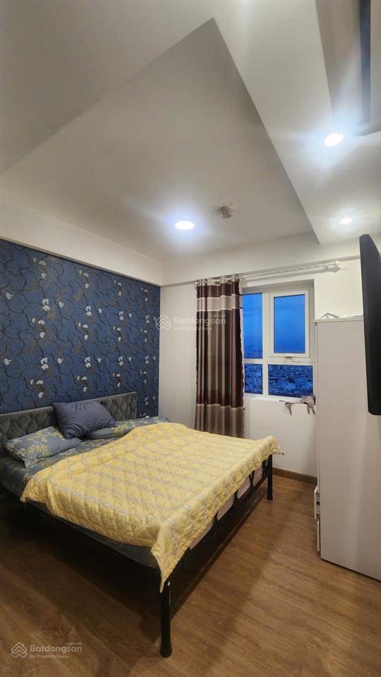 Em cần cho thuê ngay moonlight boulevard căn 2 pn đẹp full nội thất giá 12tr