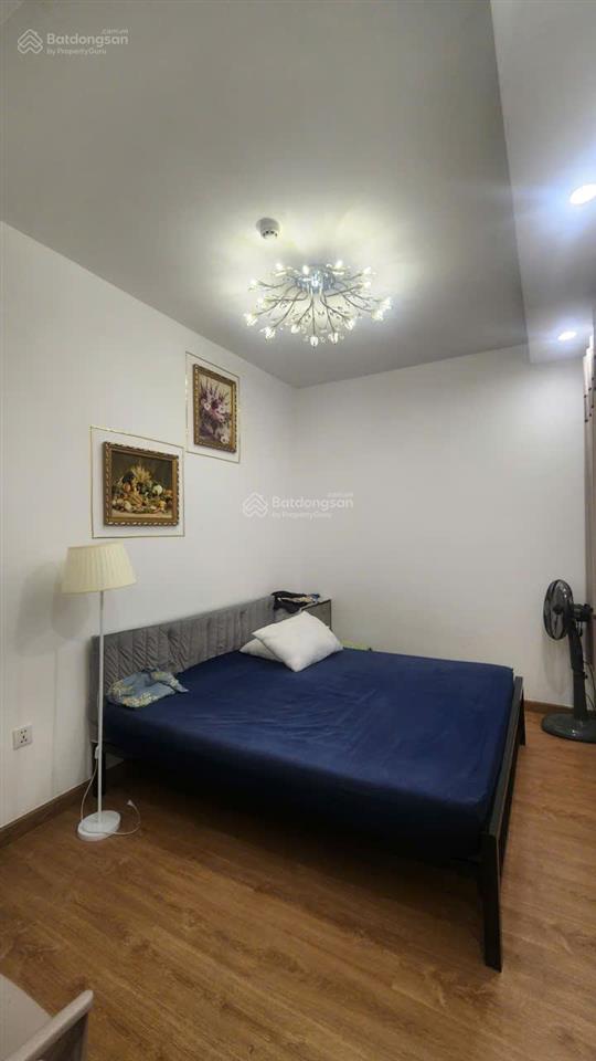 Em cần cho thuê ngay moonlight boulevard căn 2 pn đẹp full nội thất giá 12tr