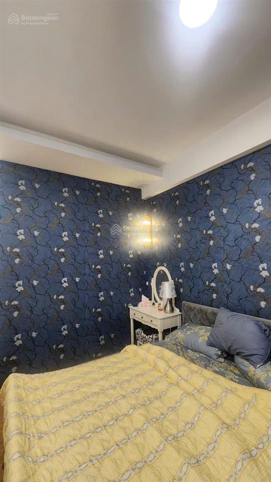 Em cần cho thuê ngay moonlight boulevard căn 2 pn đẹp full nội thất giá 12tr