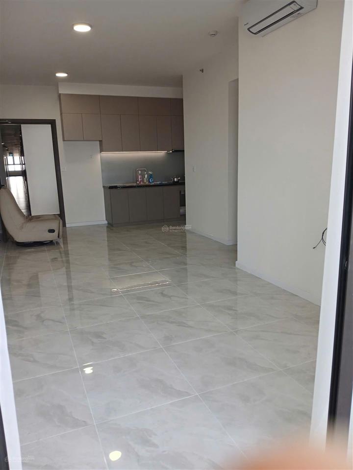 Em cần bán lại căn 2pn privia có sổ giá 4tỷ350tr