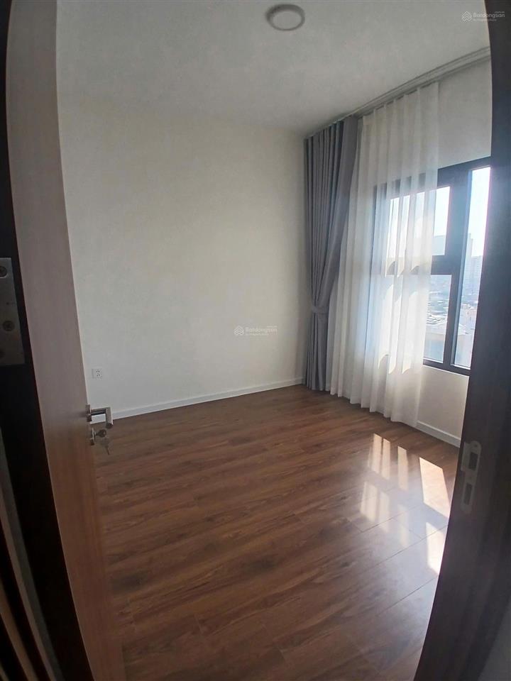 Em cần bán lại căn hộ 3pn privia sổ sẵn giá 5 tỷ 600 triệu ạ