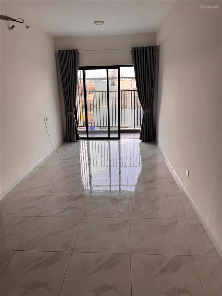 Em cần cho thuê ngay căn 2pn privia nhà trống có máy lạnh 11tr