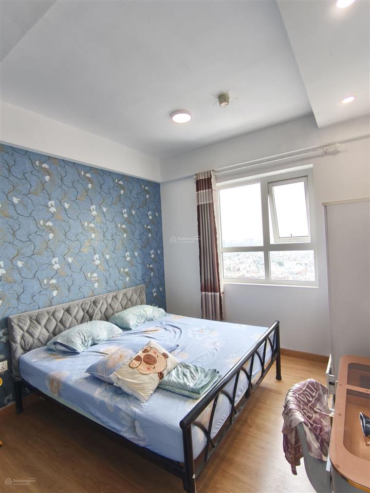 Em cần cho thuê lại căn hộ 2pn full nt đẹp giá 12tr