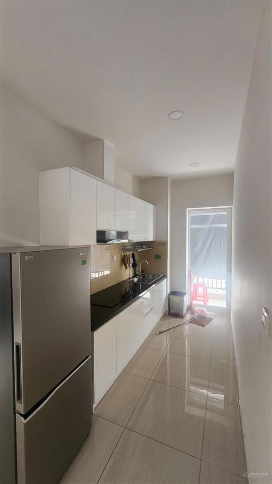 Chuyển công tác cần bán lại căn hộ 3 phòng ngủ 97m2 moonlight boulevard giá 4tỷ5 full nt