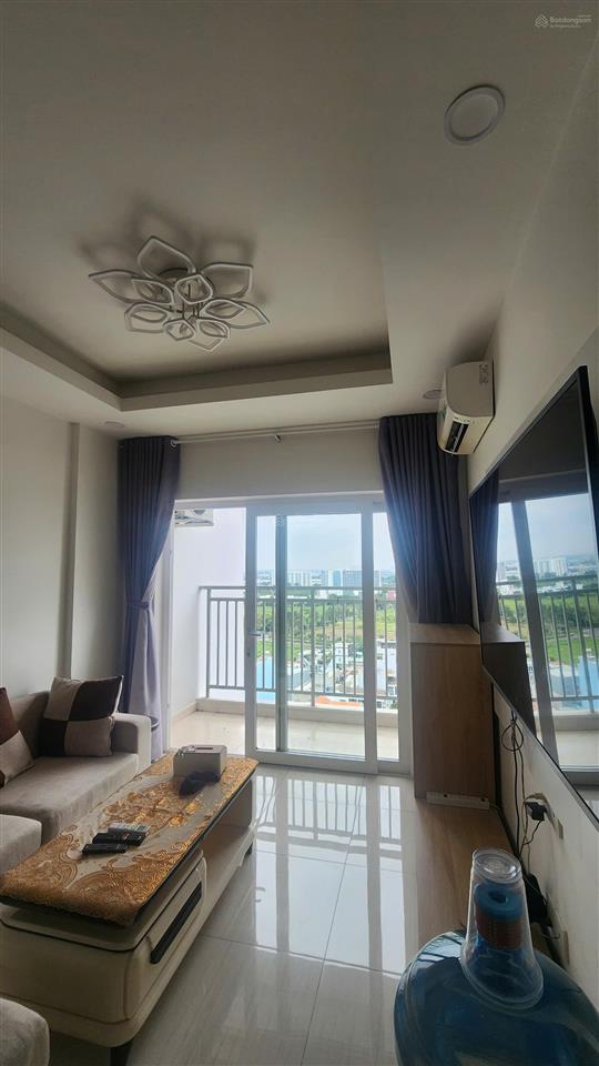 Chuyển công tác cần bán lại căn hộ 3 phòng ngủ 97m2 moonlight boulevard giá 4tỷ5 full nt