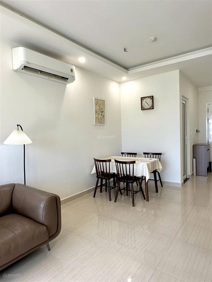 Em cần cho thuê căn 2pn moonlight boulevard đầy đủ nội thất như hình
