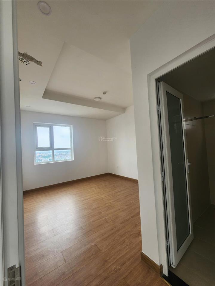 Em cần cho thuê căn góc 81m2, 2pn moonlight boulevard giá 11 triệu/tháng