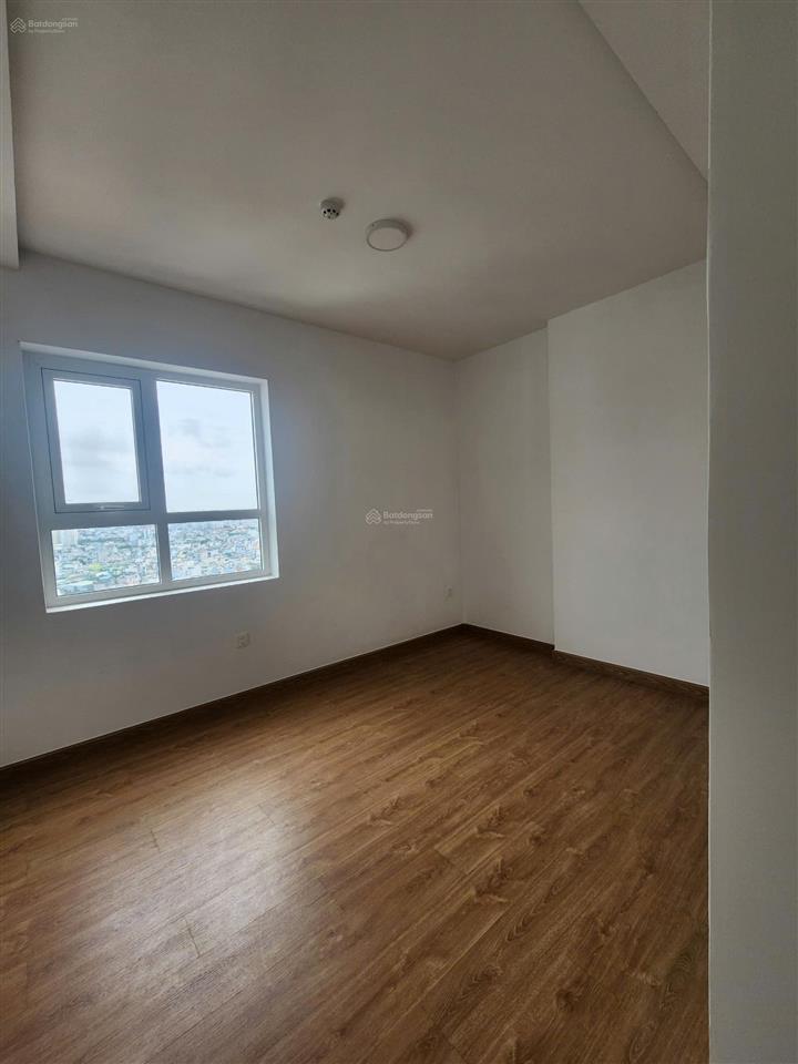 Em cần cho thuê căn góc 81m2, 2pn moonlight boulevard giá 11 triệu/tháng