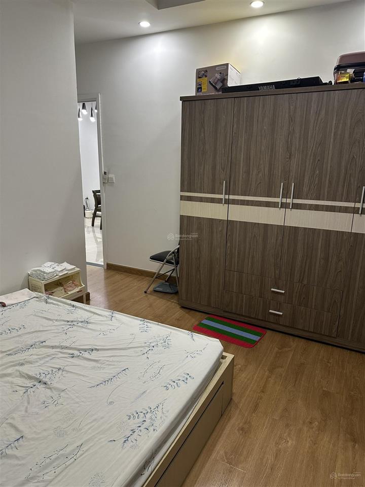 Em cần bán lại căn 2pn 2wc moonlight boulevard 78m full nt đẹp
