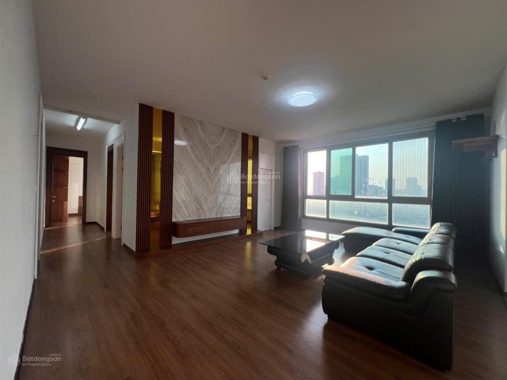 Bán căn hộ 3pn, 2wc, giá siêu hời 10,6 tỷ, 136m2 tại hyundai hillstate, hà đông