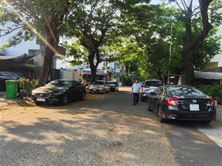 Cần bán gấp lô đất nằm trong dự án đông thủ thiêm, diện tích  5mx17,4m, giá 95tr/m2, sổ hồng