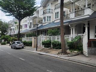 Bán biệt thự saigon pearl cộng đồng thượng lưu sổ hồng cá nhân  chủ nhà giảm giá 10 tỷ