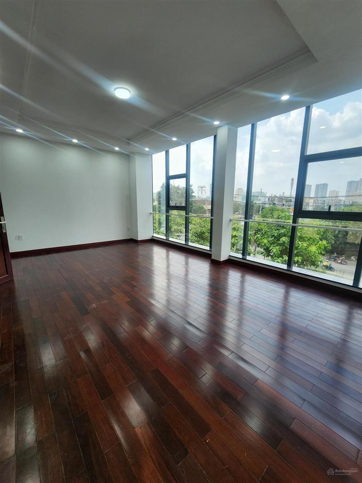 Cho thuê nhà mặt tiền lương định của (quận 2), dt 7x19, hầm, trệt, 3 lầu, sân thượng