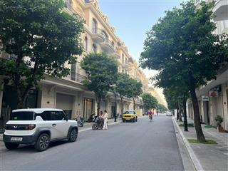 Cho thuê liền kề shop sao biển 6 ngay gần vincom làm homestay, văn phòng, ở và kd rất tiện, full đồ