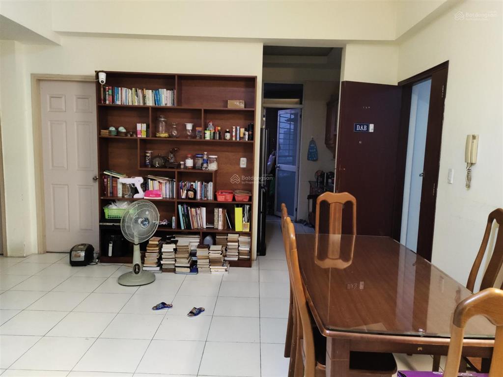 Cần tiền bán gấp chung cư thuận việt, quận 11, có sổ hồng, ntdt
