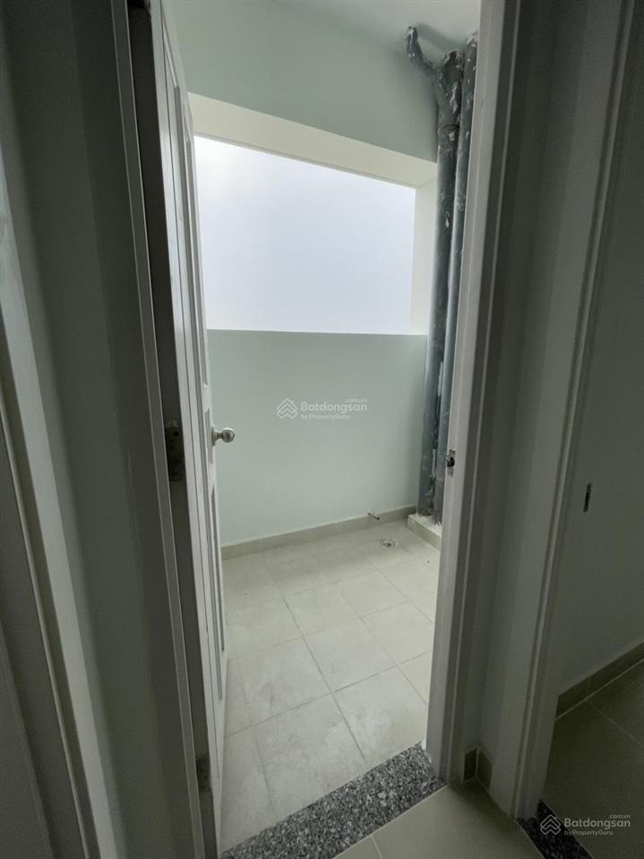 Cho thuê căn hộ topaz home 2, nhà trống cơ bản có thể vào ở ngay.
