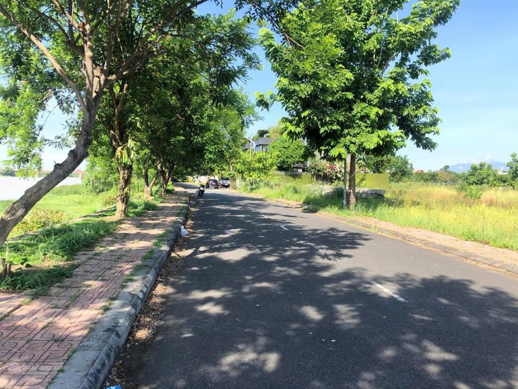 Bán lô góc 2 mặt tiền lô góc đảo nổi vị trí đẹp và siêu hiếm